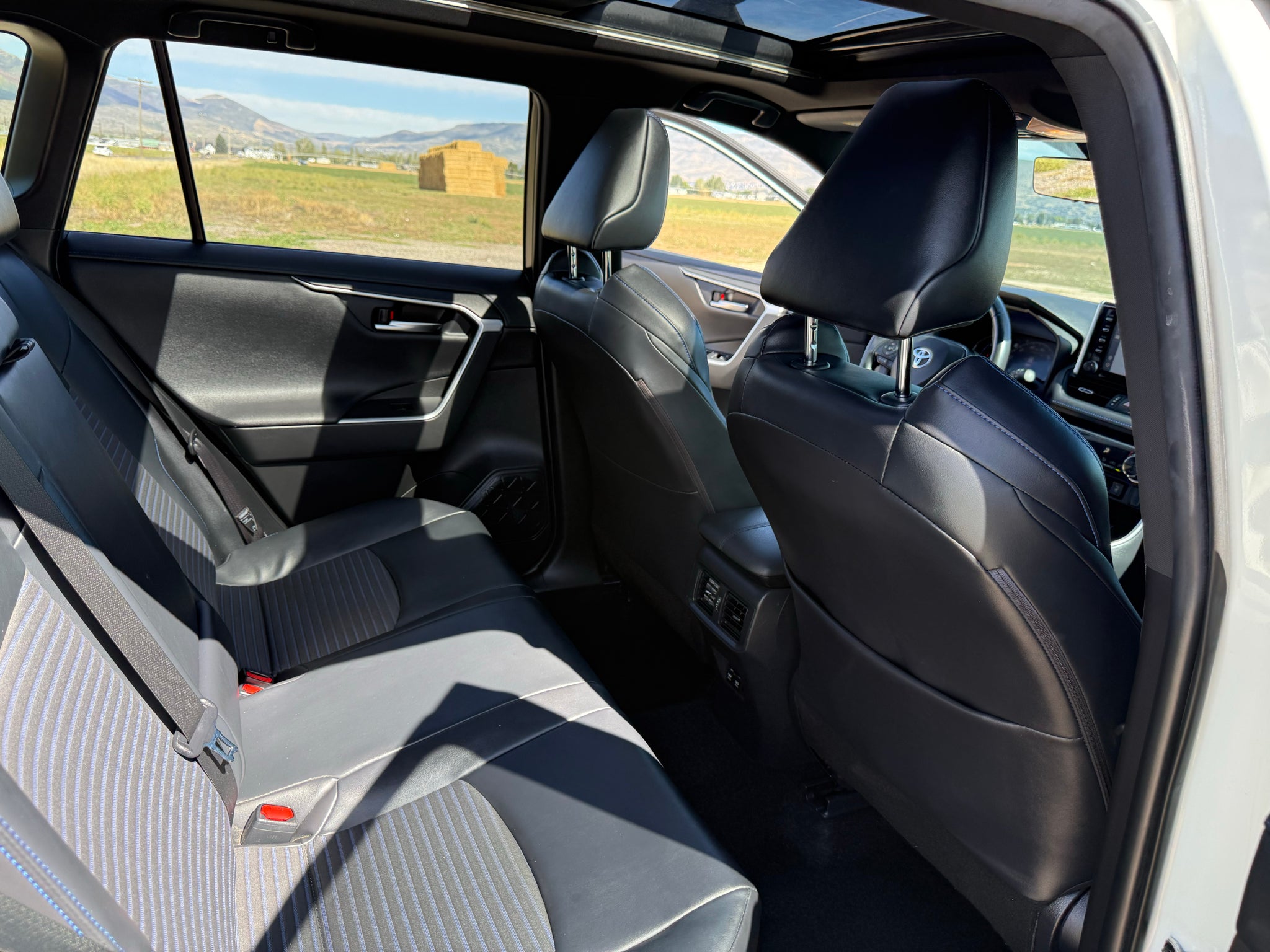 2020 Toyota RAV4 Hybrid XSE
