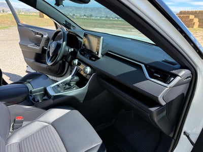 2020 Toyota RAV4 Hybrid XSE