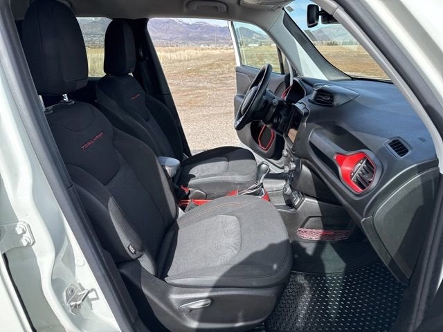 2021 Jeep Renegade Trailhawk