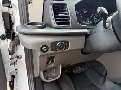 2024 Ford Transit Wagon XLT