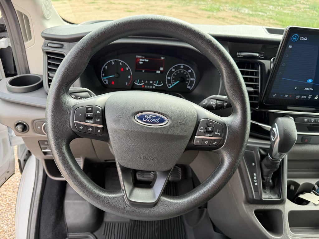 2024 Ford Transit Wagon XLT