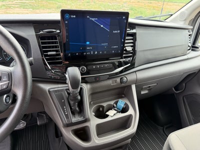 2024 Ford Transit Wagon XLT
