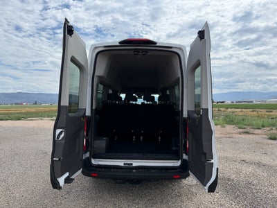 2024 Ford Transit Wagon XLT