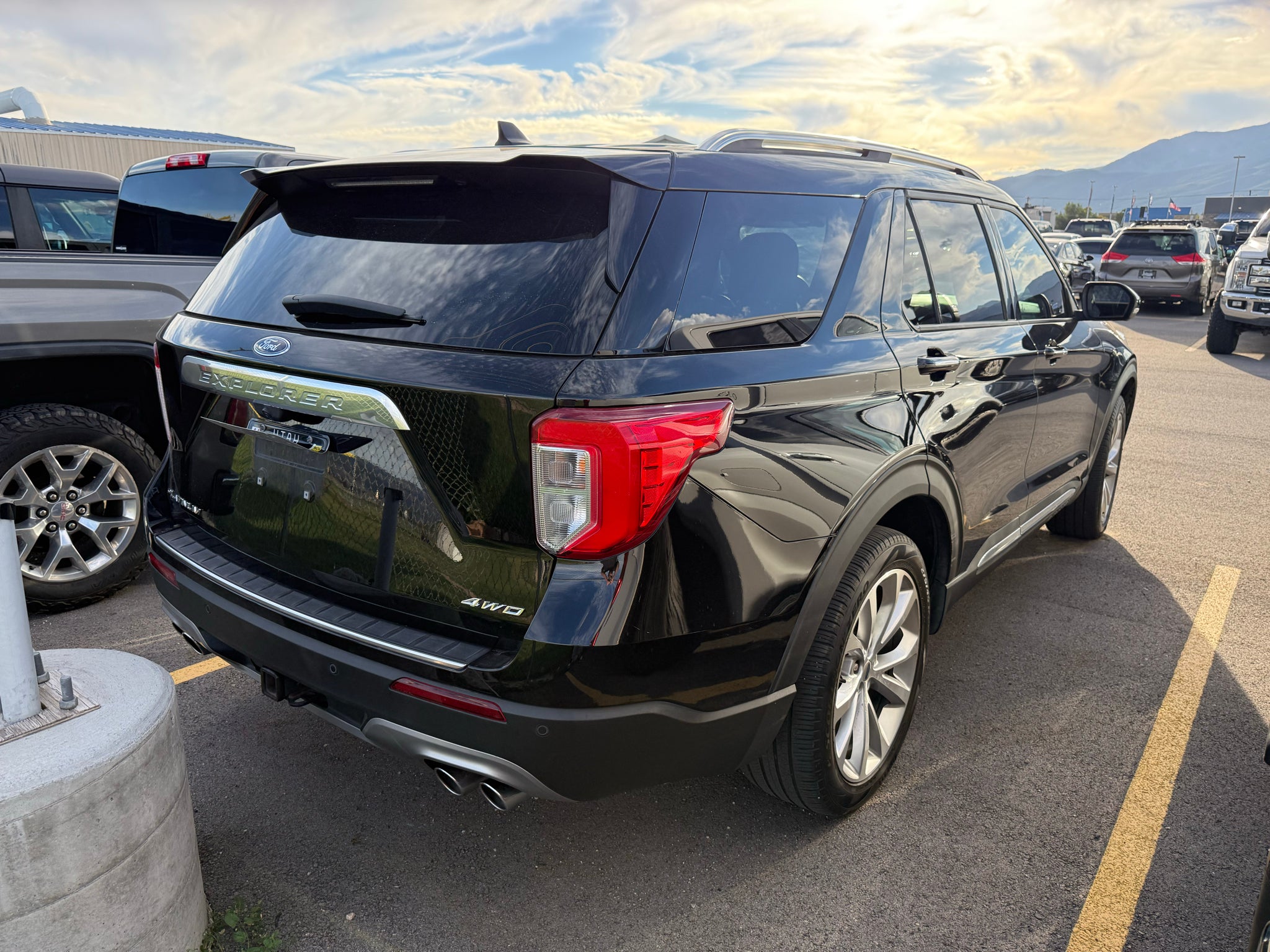 2023 Ford Explorer Platinum