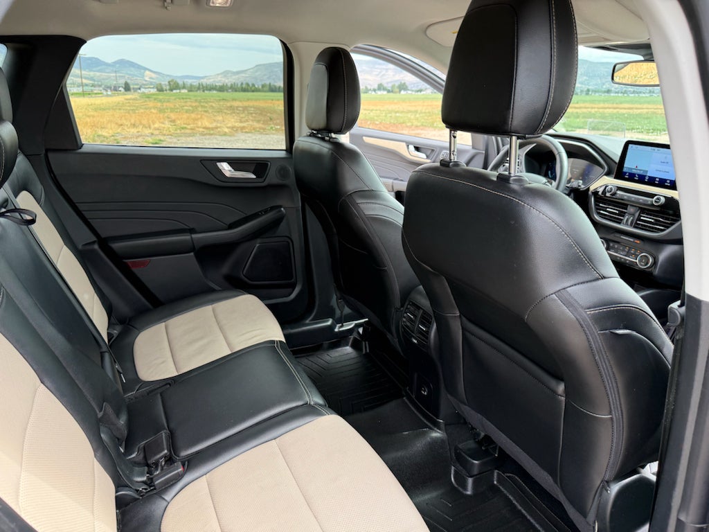 2022 Ford Escape Titanium