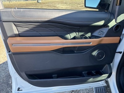 2024 Ford Expedition Platinum