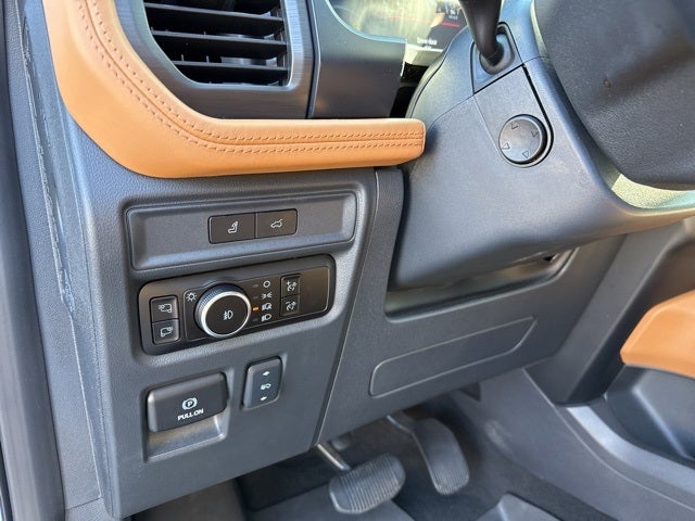 2024 Ford Expedition Platinum