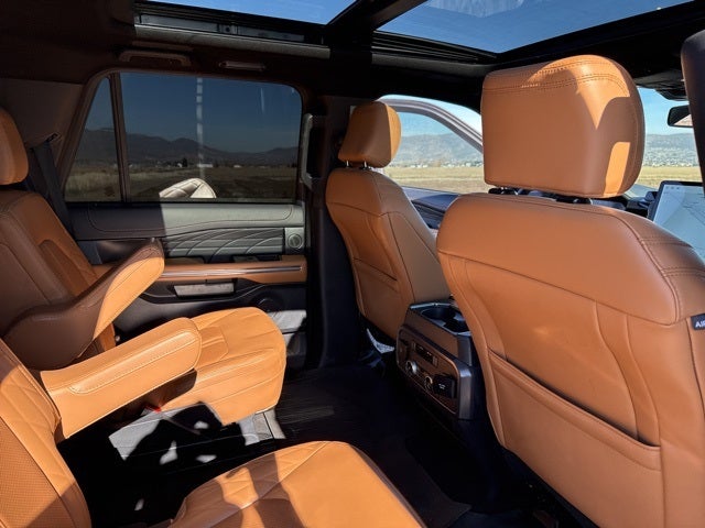 2024 Ford Expedition Platinum
