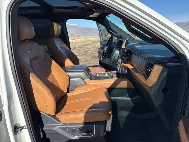 2024 Ford Expedition Platinum