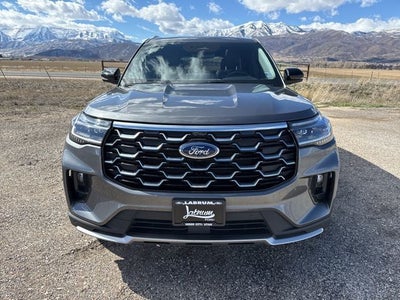 2025 Ford Explorer Platinum