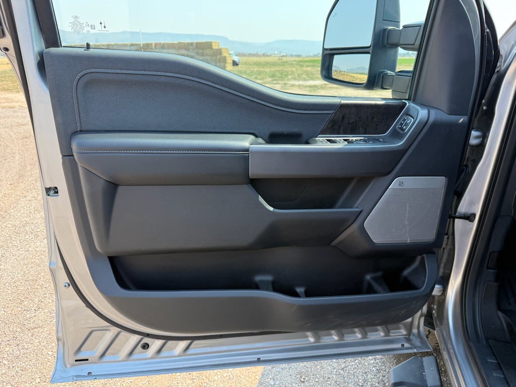 2024 Ford F-350 LARIAT
