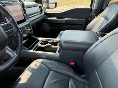 2024 Ford F-350 LARIAT