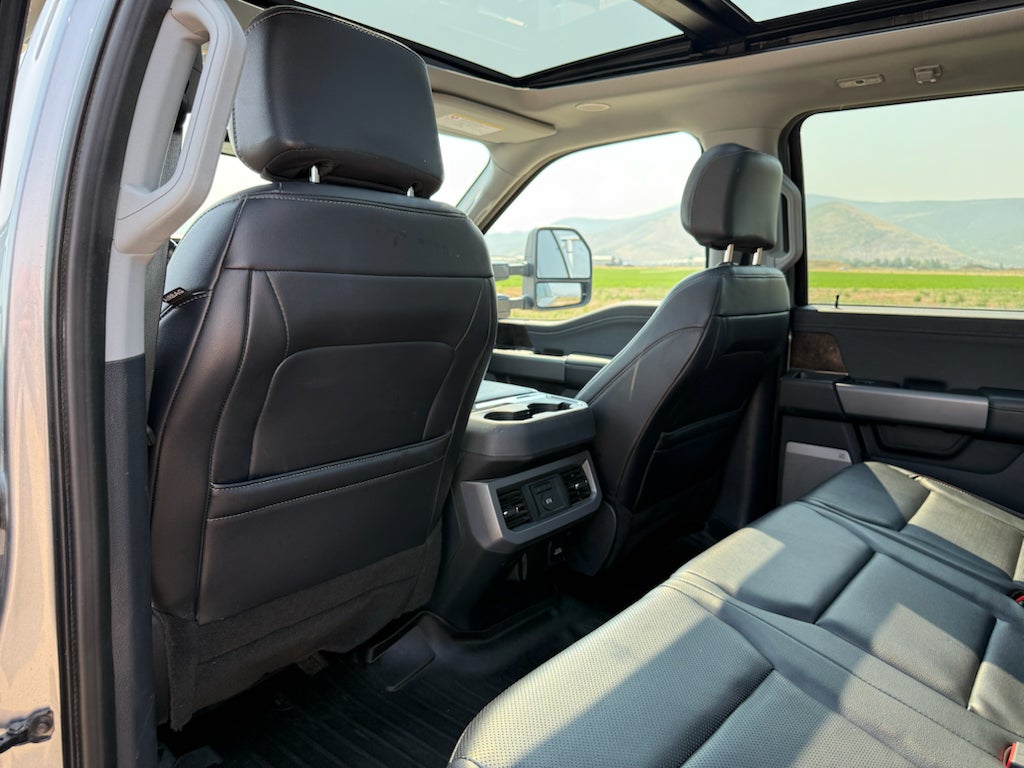 2024 Ford F-350 LARIAT