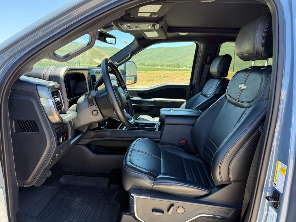 2023 Ford F-350 Platinum