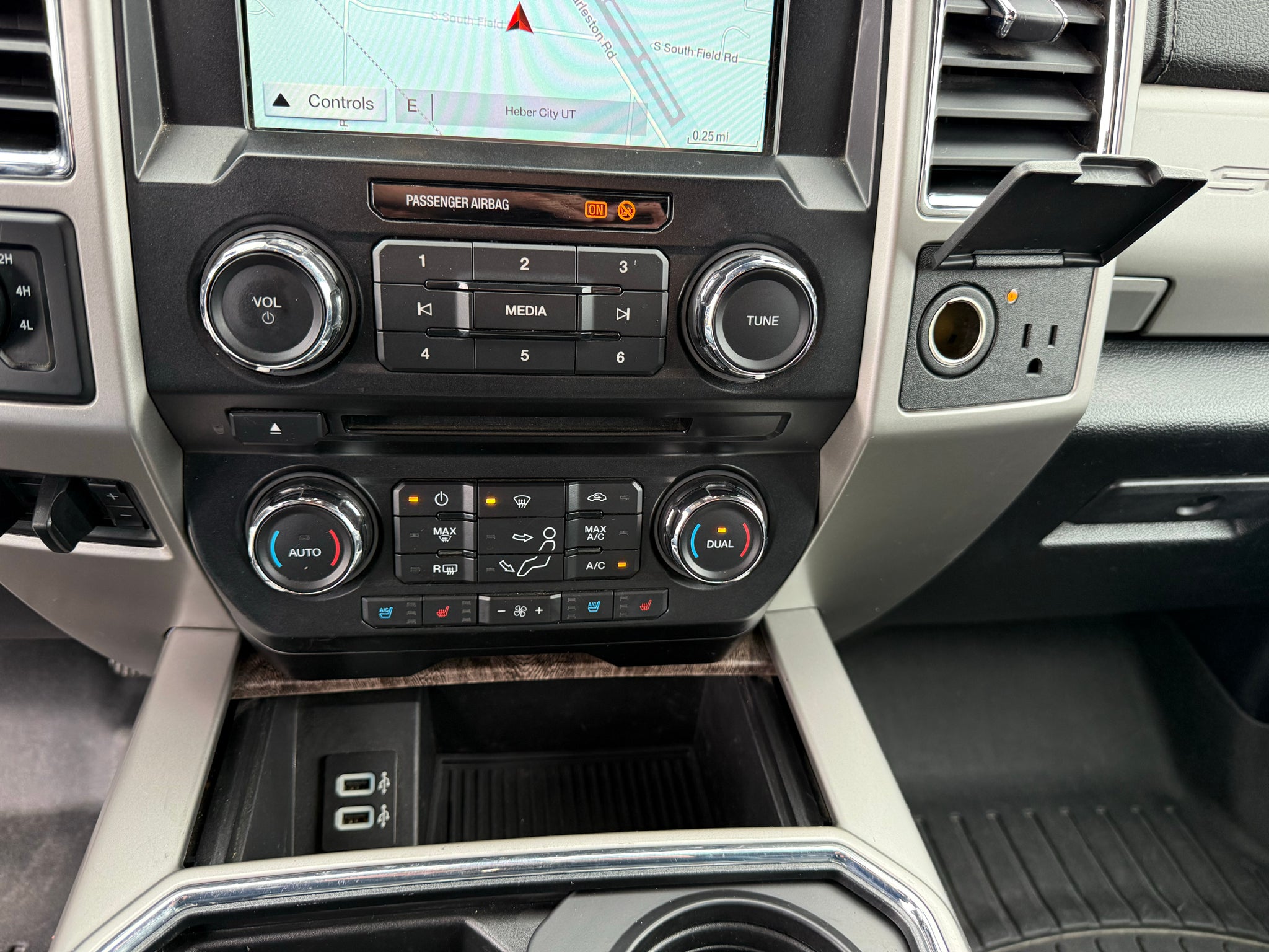 2018 Ford F-350 LARIAT