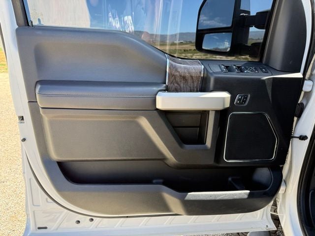 2017 Ford F-350SD Lariat