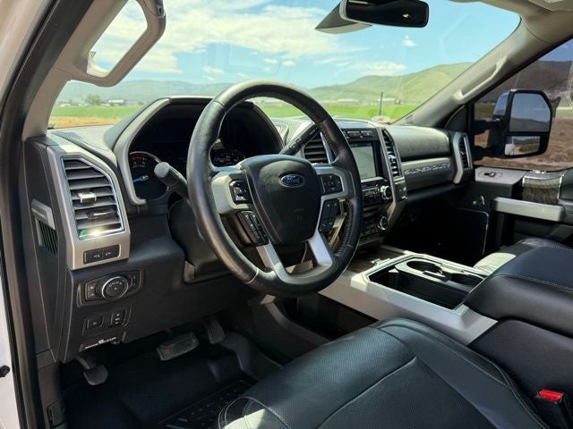 2017 Ford F-350SD Lariat