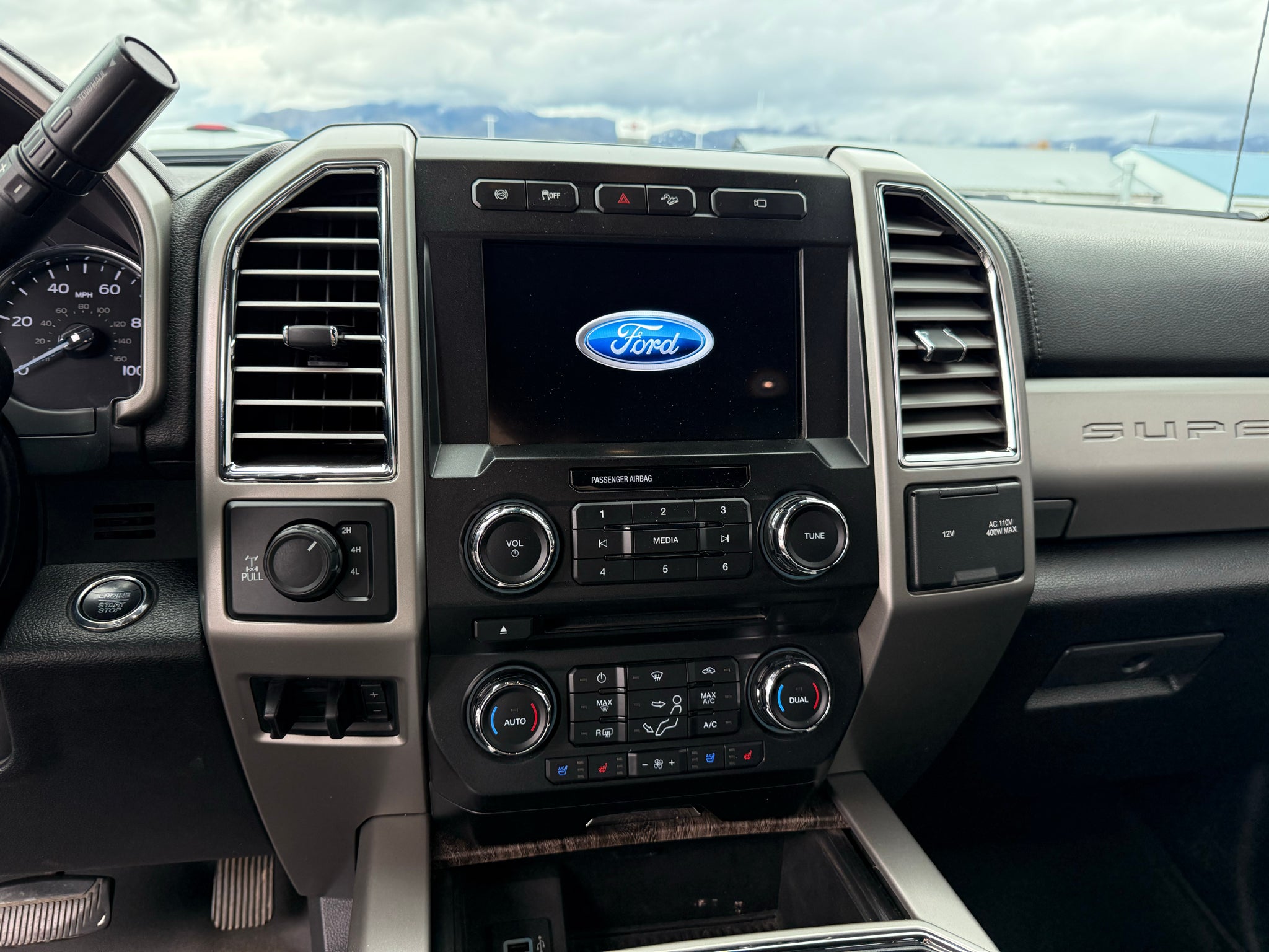 2017 Ford F-350 Lariat