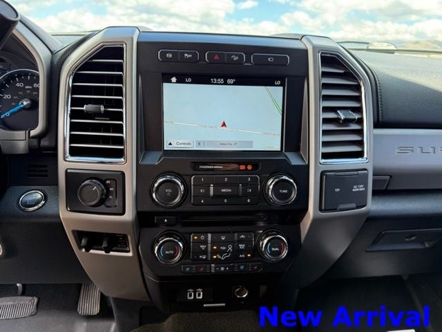 2017 Ford F-350SD Lariat DRW