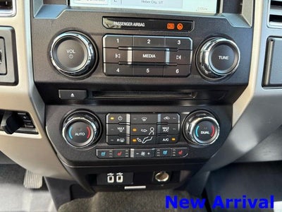 2017 Ford F-350SD Lariat DRW