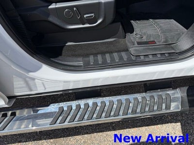 2017 Ford F-350SD Lariat DRW
