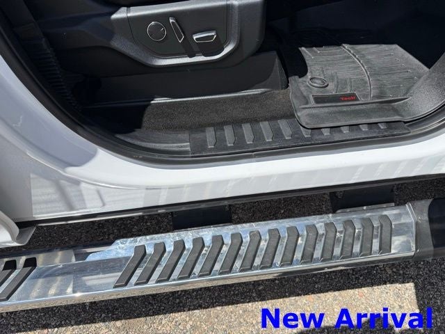 2017 Ford F-350SD Lariat DRW
