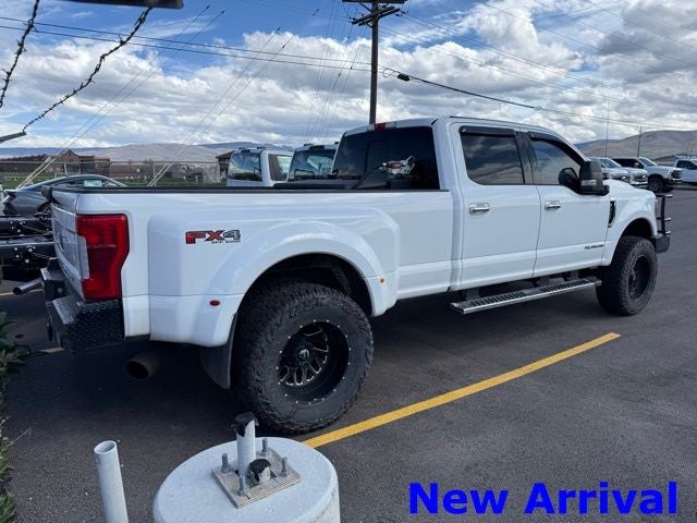 2017 Ford F-350SD Lariat DRW