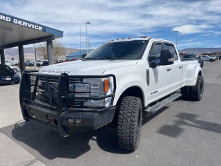 2017 Ford F-350SD Lariat DRW