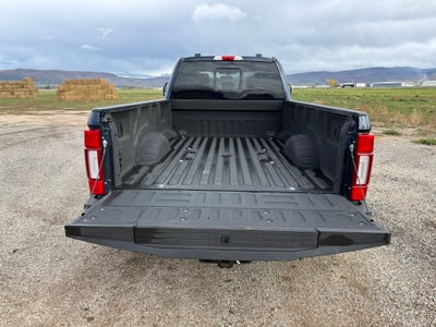 2022 Ford F-350 LARIAT