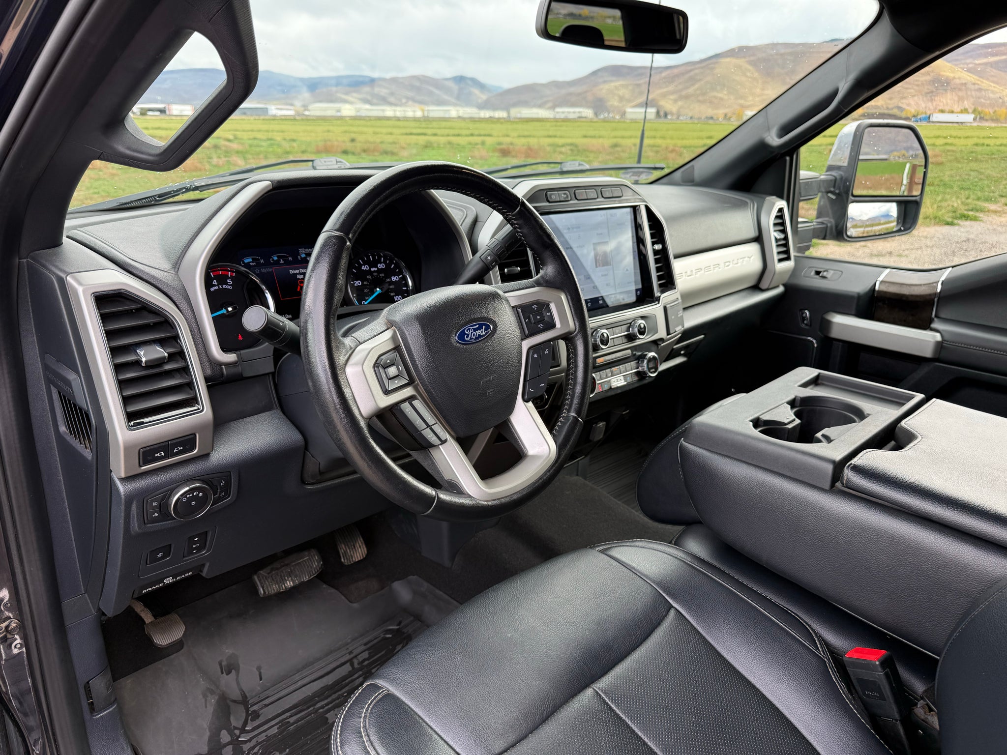 2022 Ford F-350 LARIAT
