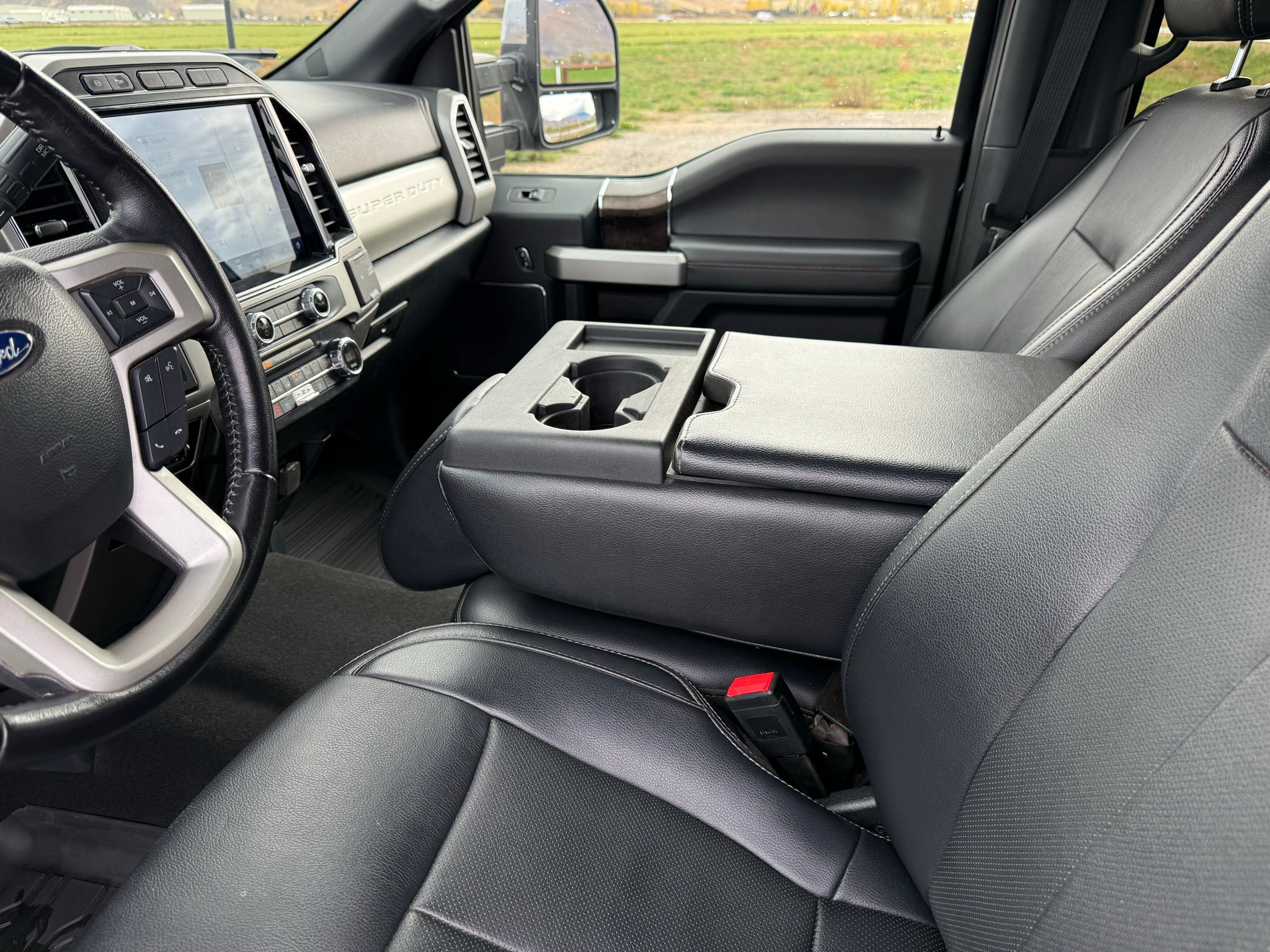 2022 Ford F-350 LARIAT