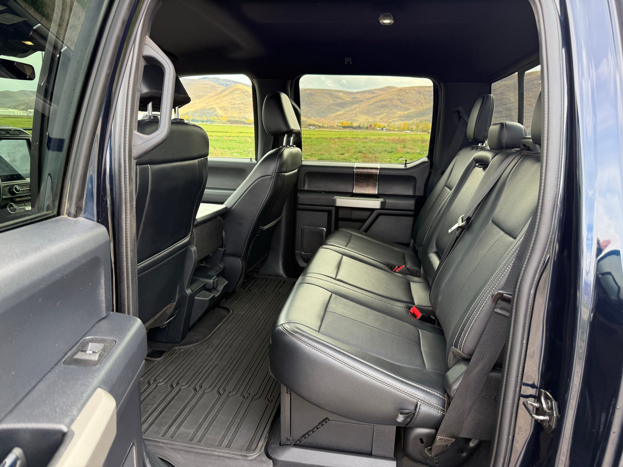 2022 Ford F-350 LARIAT