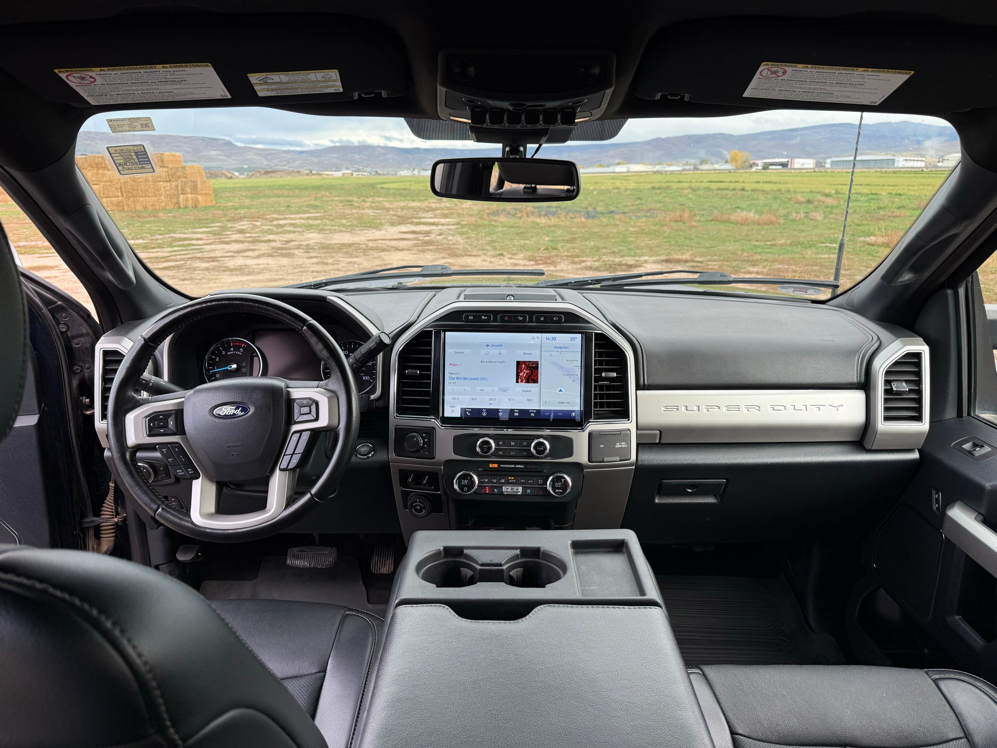 2022 Ford F-350 LARIAT