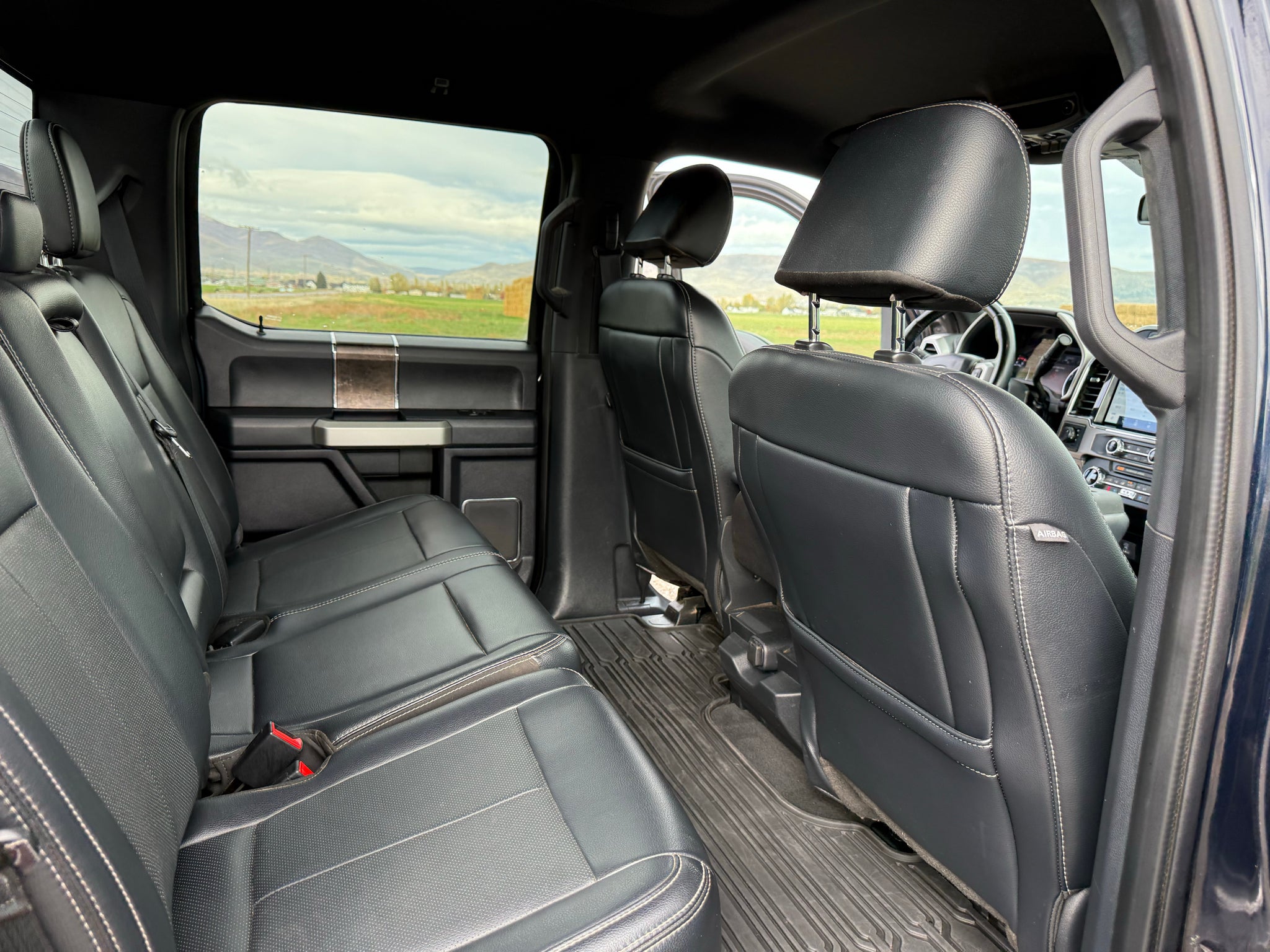2022 Ford F-350 LARIAT