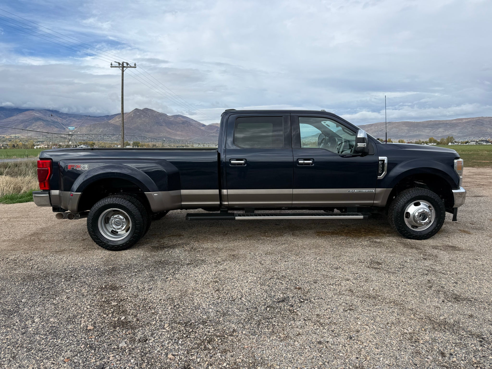 2022 Ford F-350 LARIAT