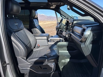 2024 Ford F-450SD Platinum DRW
