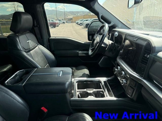 2025 Ford F-450SD Platinum DRW