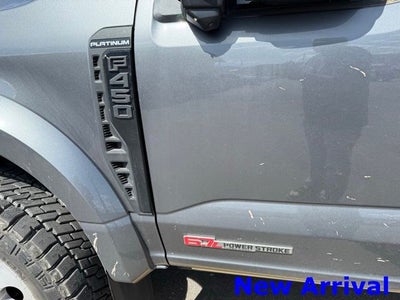 2025 Ford F-450SD Platinum DRW