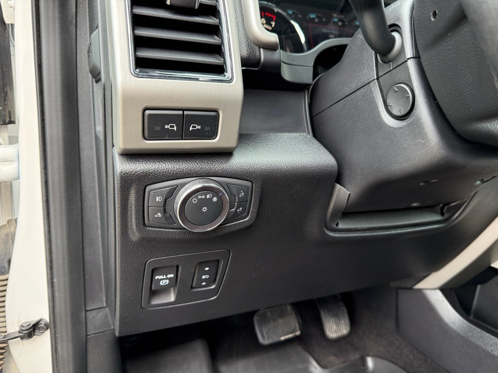 2019 Ford F-150 Base