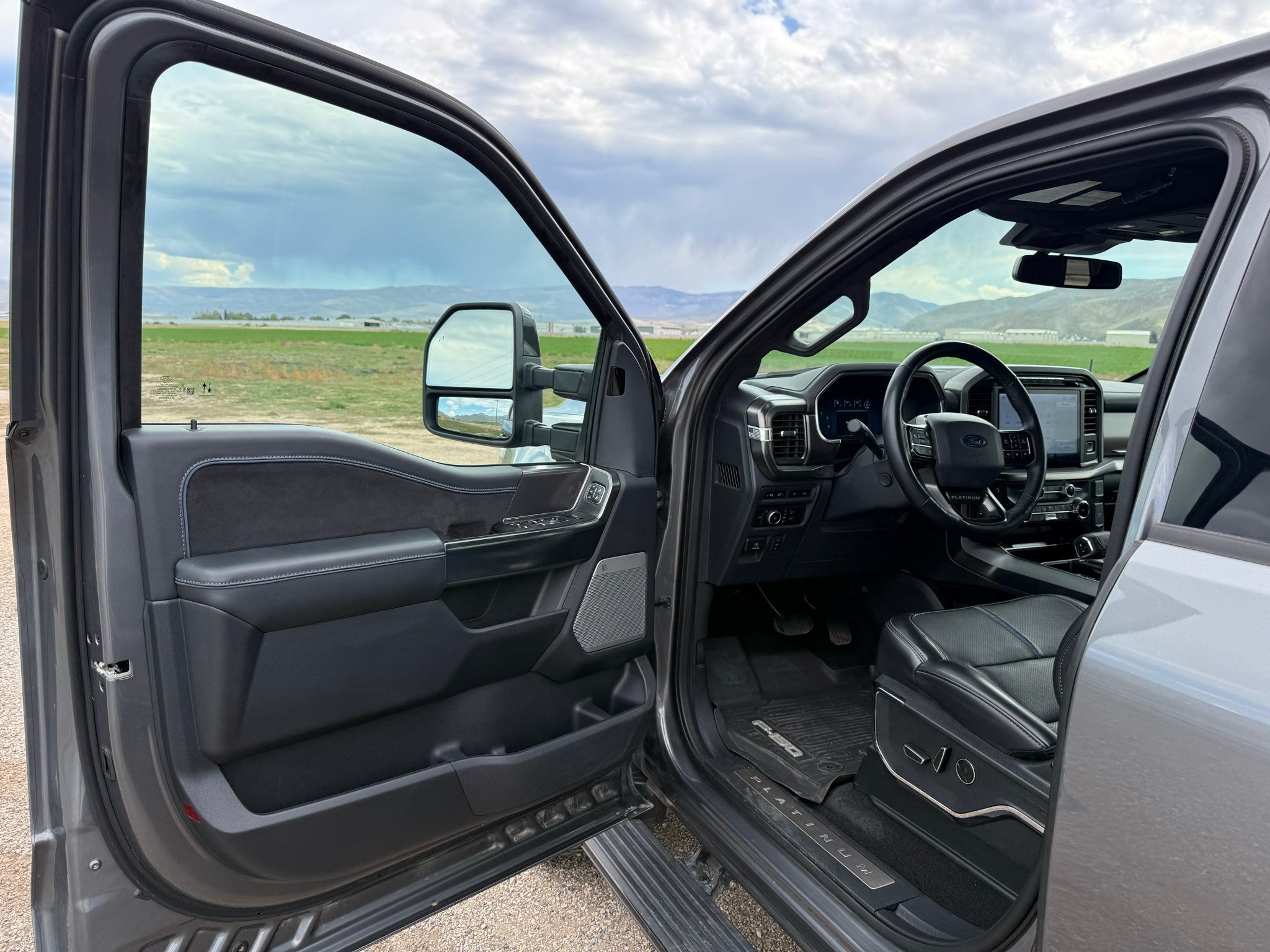 2024 Ford F-150 Platinum
