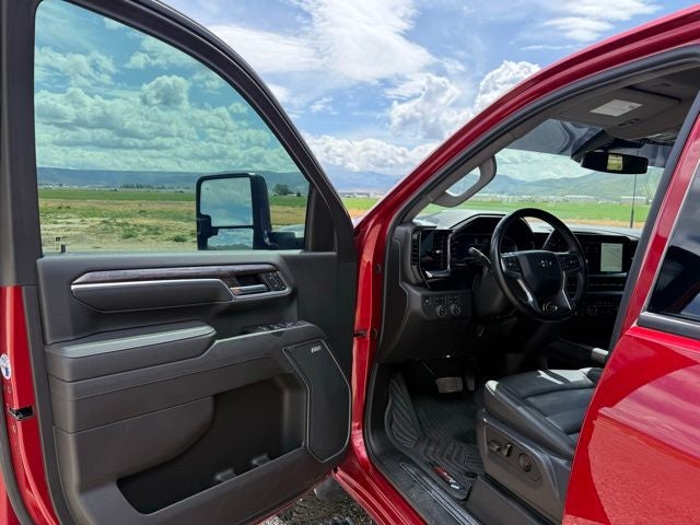 2025 Chevrolet Silverado 3500HD LTZ