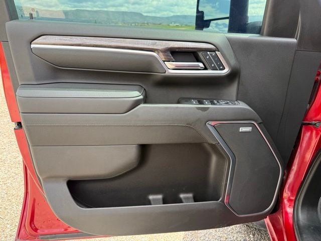 2025 Chevrolet Silverado 3500HD LTZ