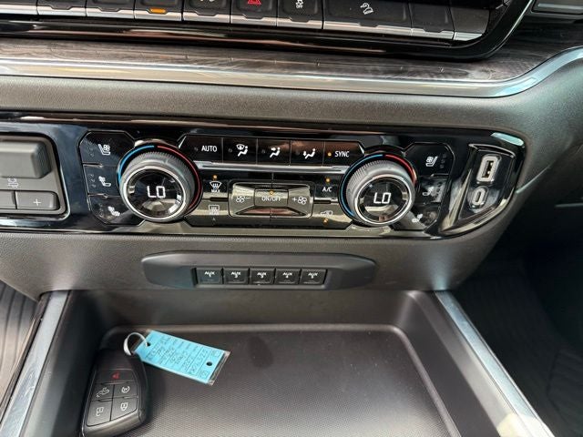 2025 Chevrolet Silverado 3500HD LTZ
