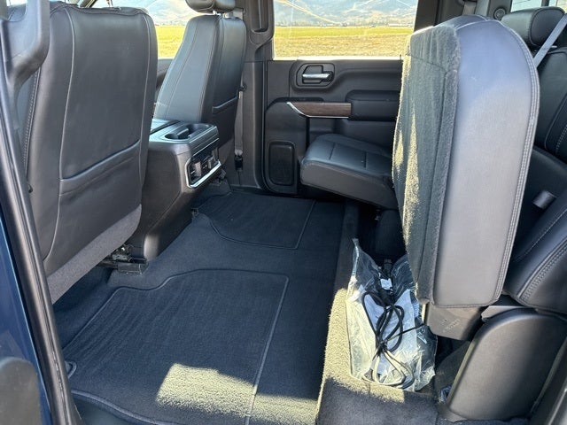 2022 Chevrolet Silverado 3500HD High Country