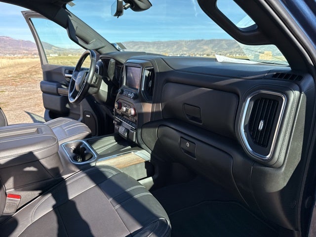 2022 Chevrolet Silverado 3500HD High Country