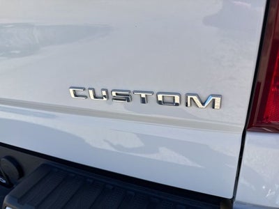 2022 Chevrolet Silverado 1500 Custom