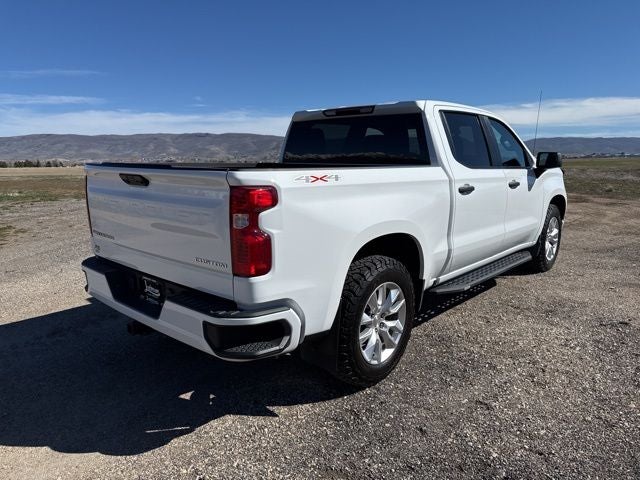 2022 Chevrolet Silverado 1500 Custom