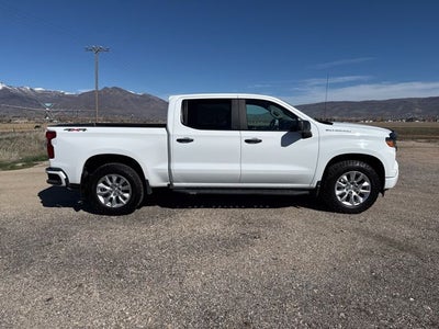 2022 Chevrolet Silverado 1500 Custom