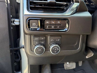 2025 GMC Yukon Elevation