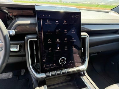 2025 GMC Yukon Elevation